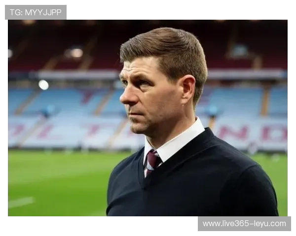 《杰拉德英超中场传奇：战术解构与影响力解析》