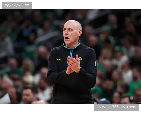 亨德森精彩表现助队取胜，攻防俱佳展现领袖风采